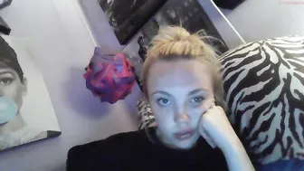 yourbabylynn23 chaturbate lush mare perfectly handles toy dick