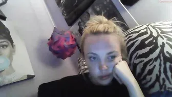 yourbabylynn23 chaturbate lush mare perfectly handles toy dick