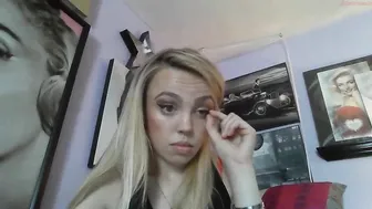 yourbabylynn23 chaturbate gorgeous mare seduces with big tits