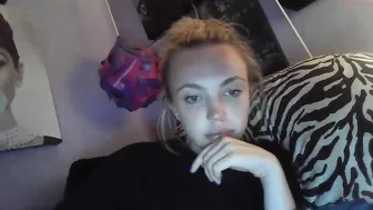 yourbabylynn23 chaturbate sexy babe dancing striptease