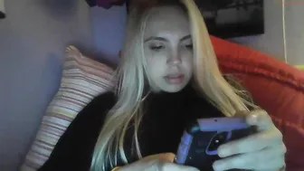 yourbabylynn23 chaturbate amazing wench fucks herself with sex toys