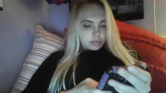 yourbabylynn23 chaturbate amazing wench fucks herself with sex toys