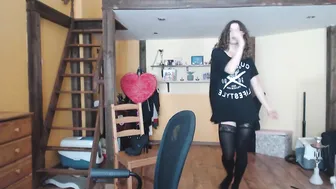 classy_cassie chaturbate big breasted bitch posing in lingerie