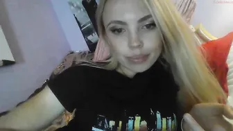 yourbabylynn23 chaturbate black-haired mare shows boobs