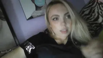 yourbabylynn23 chaturbate gorgeous blonde seduces with big tits