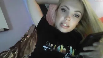 yourbabylynn23 chaturbate cute passion masturbates shaved holes