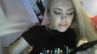 yourbabylynn23 chaturbate cute passion masturbates shaved holes