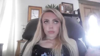 yourbabylynn23 chaturbate slut in stockings erotically takes off her panties