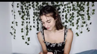 issyeden chaturbate Blonde lady