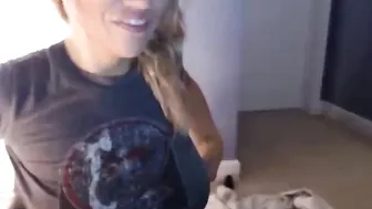 yourfavoritemom82 chaturbate attractive blonde fucking herself with fingers