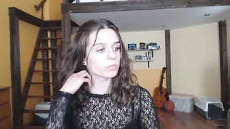 classy_cassie chaturbate cute slut caresses the vagina with fingers