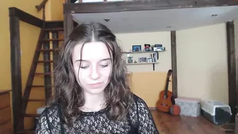 classy_cassie chaturbate cute slut caresses the vagina with fingers