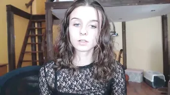 classy_cassie chaturbate cute slut caresses the vagina with fingers