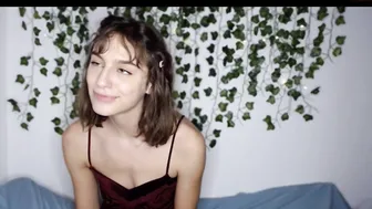 issyeden chaturbate cute lady spins happily in front of the webcam and shines with all the charms