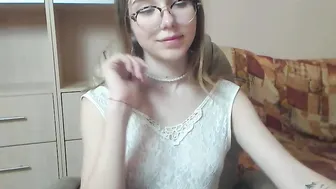sweetiewow chaturbate perfect young lady striking chic ass
