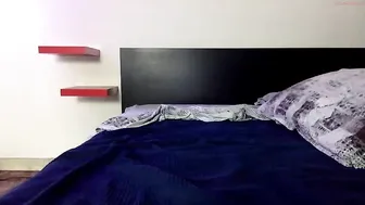 peachbite chaturbate blonde chick relish fucks the cap