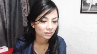 valentinalopera chaturbate scoring bitch fucks herself with a dildo