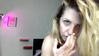 peachbite chaturbate cute babe masturbating pussy sex toys