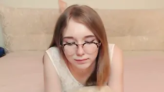 sweetiewow chaturbate hot bitches shine small tits on camera