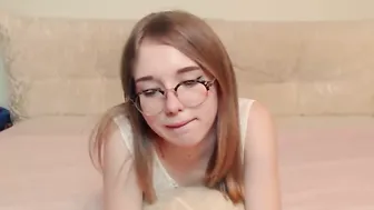 sweetiewow chaturbate hot bitches shine small tits on camera