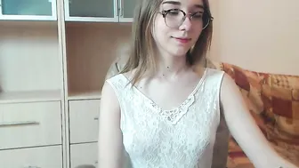 sweetiewow chaturbate luxurious female massaging nipples