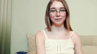 sweetiewow chaturbate natural beauty on the positive shows itself in all its glory