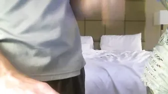 sexandhappiness chaturbate modest babe tickles clit