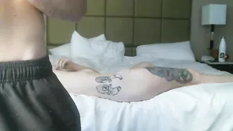 sexandhappiness chaturbate cutie whore fucks vagina hard