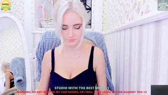 alexis_coy chaturbate playful flirt dancing striptease