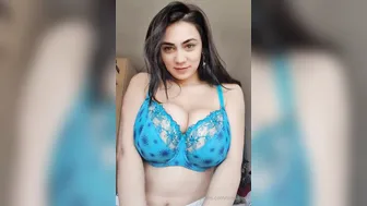 lunaamor manyvids onlyfans hot babe fucks herself with glass dildo