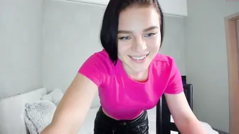 sincerely_urs chaturbate charming bitch gets fucked in pussy