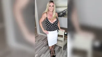 brooketyler manyvids onlyfans sweet coquette flaunts her body