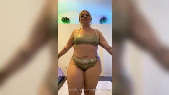 mysticbeing manyvids onlyfans big need and big horse agret