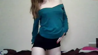 zuzelica chaturbate handjob in front of the camera