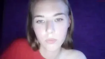 zuzelica chaturbate hot brunette girl gently masturbates cunt