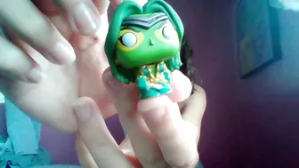 issyeden chaturbate beautiful bitch - deliciously jerks off her cunt