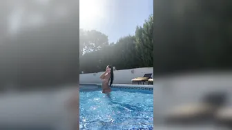 fielaursen manyvids onlyfans crazy lady jerks off and cums