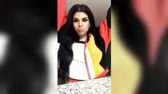 devilsthroat manyvids onlyfans crazy lady jerks off and cums