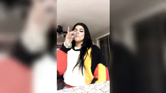 devilsthroat manyvids onlyfans crazy lady jerks off and cums