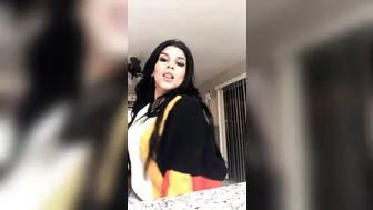 devilsthroat manyvids onlyfans crazy lady jerks off and cums