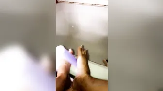 alexislovexxx manyvids onlyfans big tit babe bares sexy body