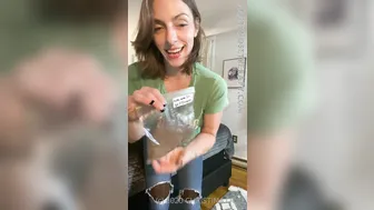 christinaqccp manyvids onlyfans mature skin fucks itself with a phallus