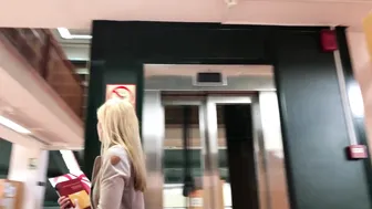 ivy roses   manyvids onlyfans loves to put fingers in forbidden places