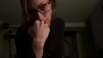 christinaqccp manyvids onlyfans busty small exposes her charms