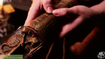 catjira   manyvids onlyfans wonderful mother pulls the cap with her fingers