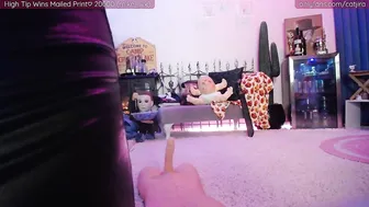 catjira   manyvids onlyfans bitch in stockings gets squirt