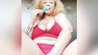 alexislovexxx manyvids onlyfans skinny slut plays with sex toys