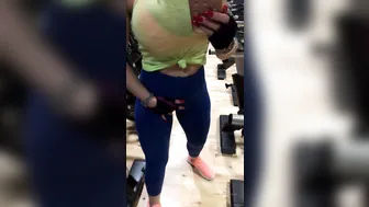 misslyndaleigh manyvids onlyfans cute doll gives her pussy a dildo