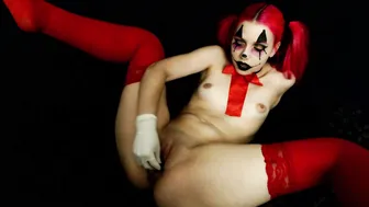 nhaerys   manyvids onlyfans radiant takes off her panties