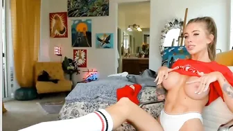 coconutkitty manyvids onlyfans homemade bitch performs a striptease